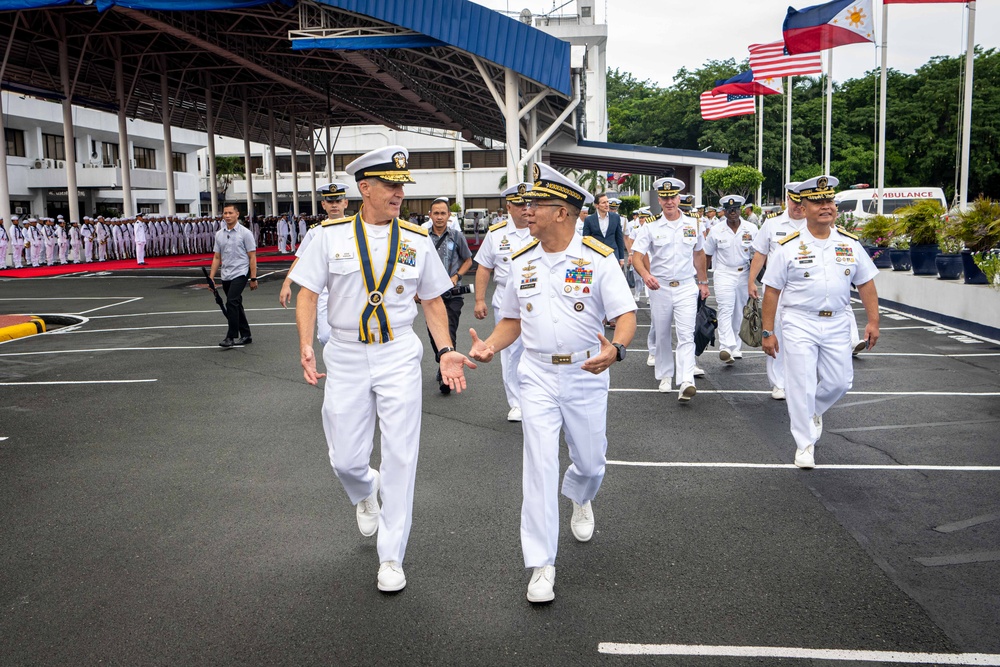 COMPACFLT Visits Philippine Navy Headquarters