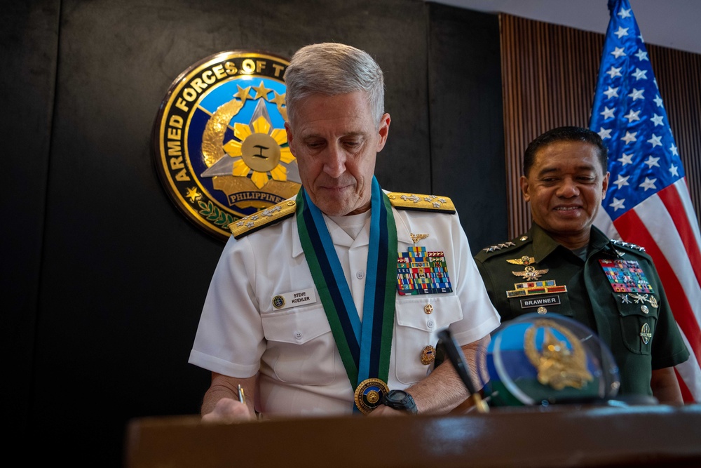 COMPACFLT Visits Camp Aguinaldo in Manila, Philippines