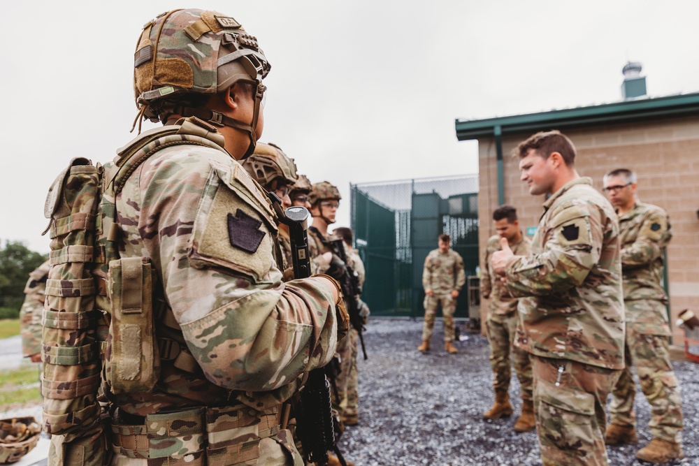 Bravo Company, 1-112 IN BN Conducts Training at Live Fire Shoot House Complex