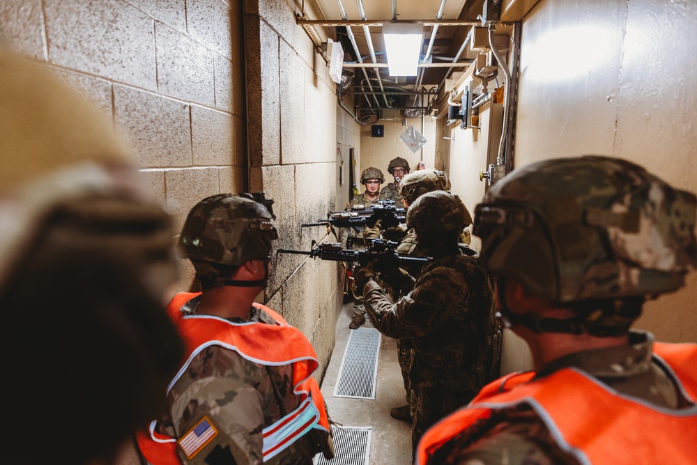 Bravo Company, 1-112 IN BN Conducts Training at Live Fire Shoot House Complex