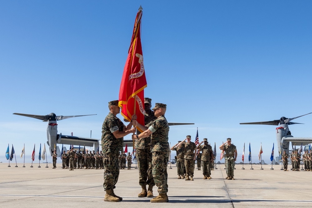 VMM-362 Change of Command