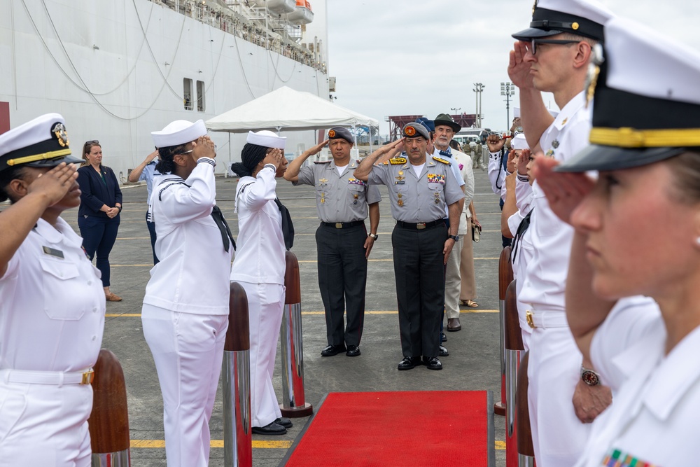 USNS Comfort Admiral Tour Ecuador