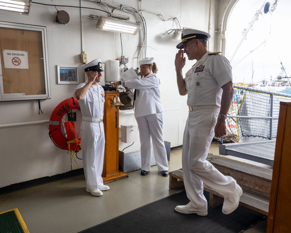 USNS Comfort Admiral Tour Ecuador