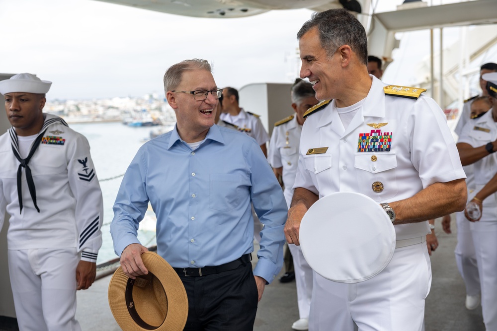 USNS Comfort Admiral Tour Ecuador