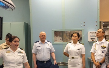 USNS Comfort Admiral Tour Ecuador