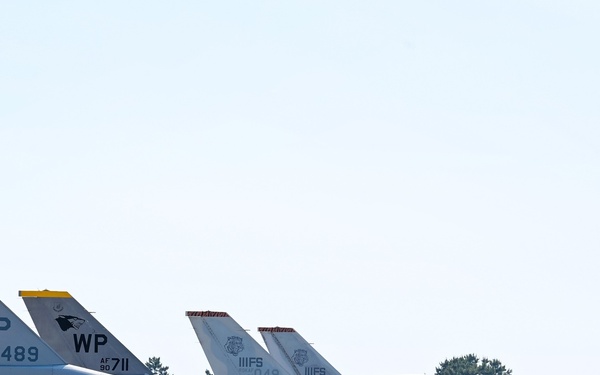 Wolf and Eagle take to the skies