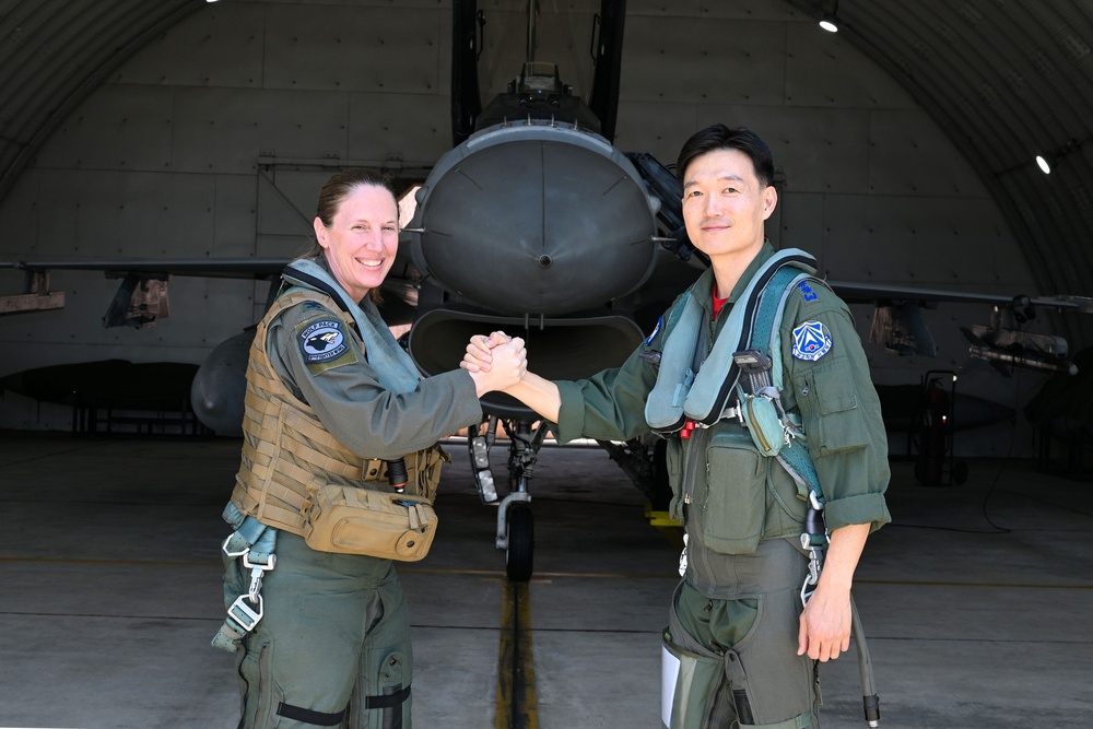 Wolf and Eagle take to the skies