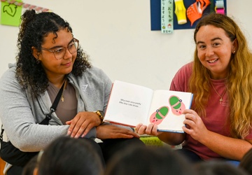 Sailors Share Story Time with Local School Children