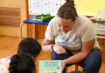 Sailors Share Story Time with Local School Children