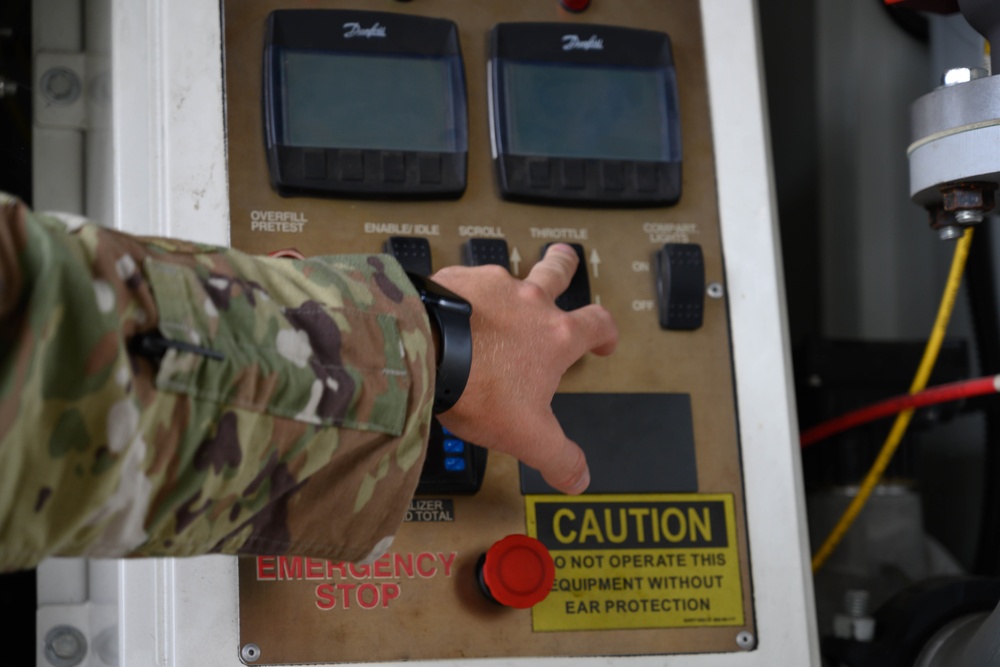 Fueling Partnerships: U.S. and Philippine Airmen share refueling expertise at Cope Thunder 25-2