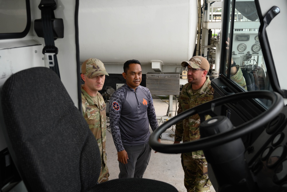 Fueling Partnerships: U.S. and Philippine Airmen share refueling expertise at Cope Thunder 25-2