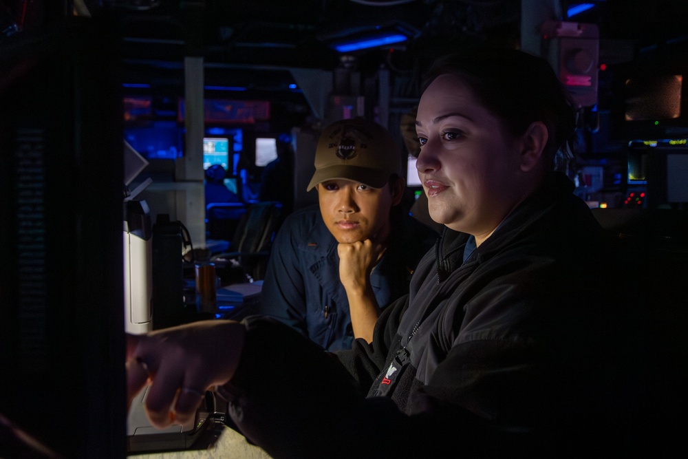 U.S. Sailors Train On Communications Releases