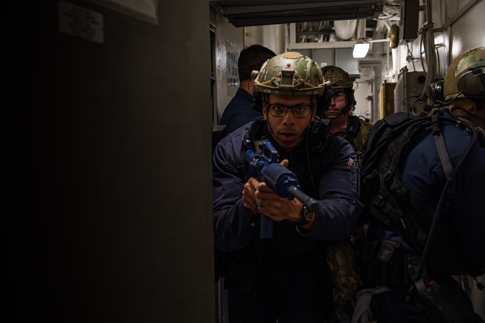 USS Gridley VBSS Training