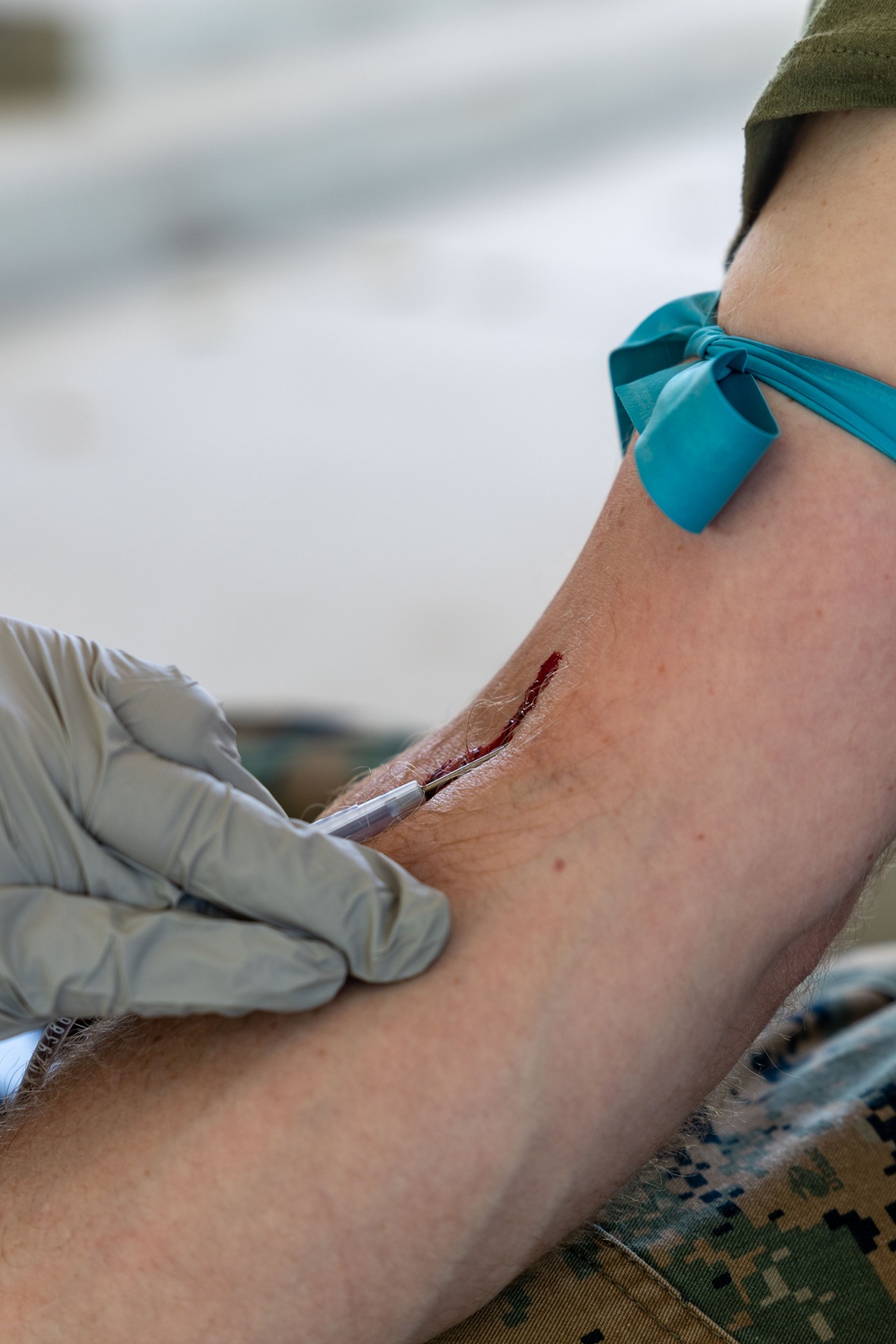 11th MEU Marines learn how to preform blood transfusions