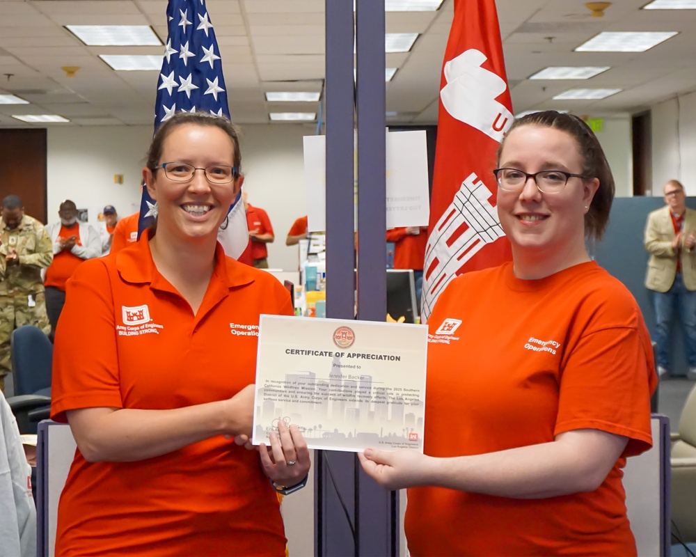 USACE employee receives certificate of appreciation