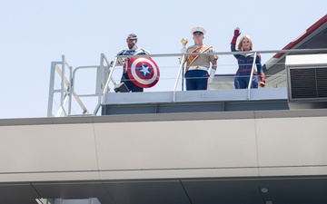1st MARDIV Band performs at Disneyland for Independence Day