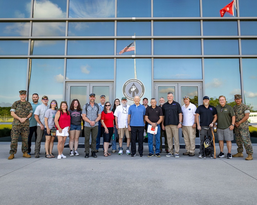 Marine Raider Association Visits MARSOC