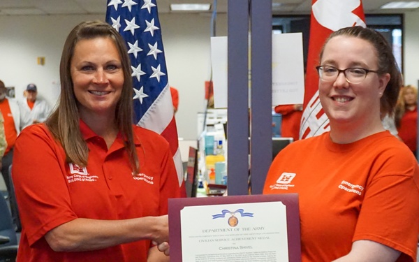 USACE employee receives Civilian Service Achievement Medal