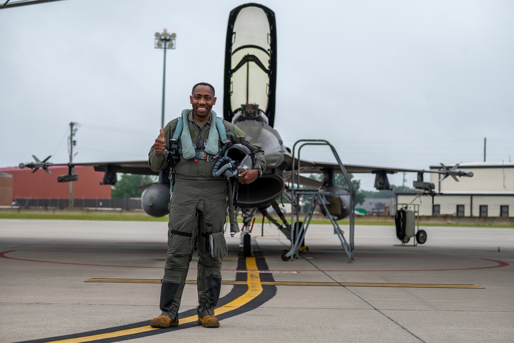 U.S. Army Brig. Gen. David Jenkins Flies with South Carolina Air National Guard