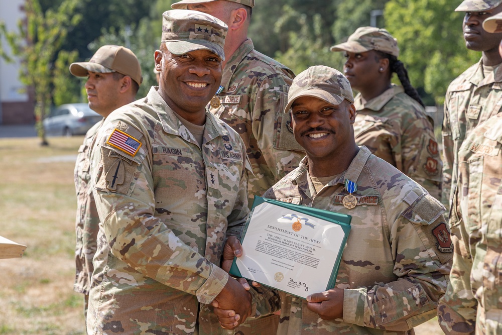 86th Airlift Wing Recognized by 21st Theater Sustainment Command