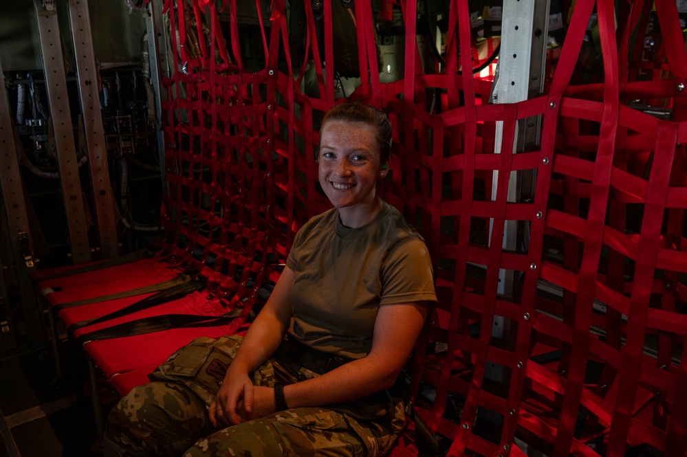 182nd Airlift Wing Provides Orientation Flight for 183rd Air Operations Group Airmen
