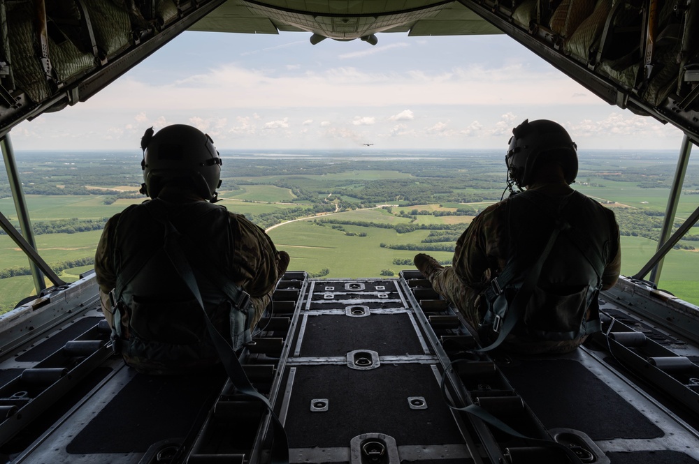 169th Airlift Squadron Loadmasters Conduct Readiness Training