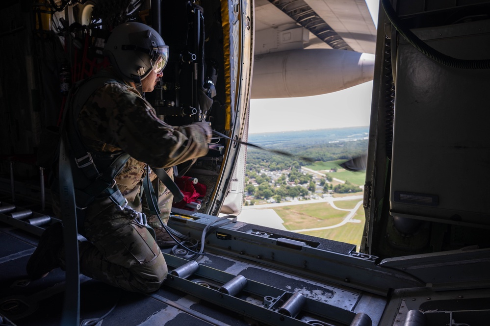 169th Airlift Squadron Loadmasters Conduct Readiness Training