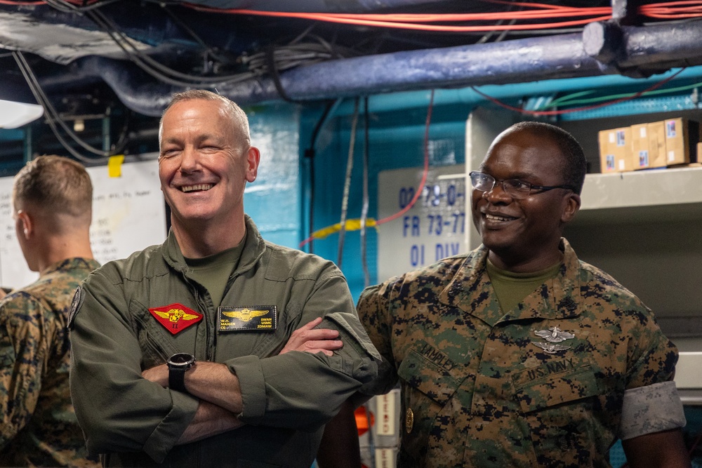 22nd MEU(SOC) | Major General Swan Visits USS Iwo Jima