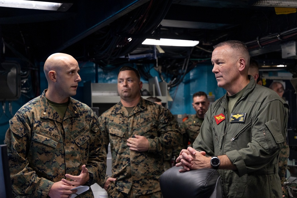 22nd MEU(SOC) | Major General Swan Visits USS Iwo Jima
