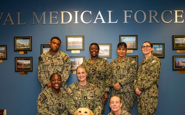 Cmdr. Ike visits Naval Medical Forces Atlantic
