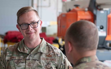 Missouri Air Guard Command Chief Visits 139th Airlift Wing