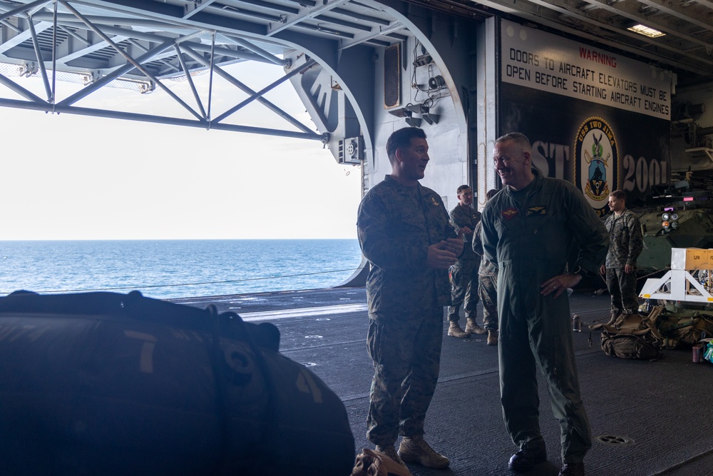 22nd MEU(SOC) | Major General Swan Visits USS Iwo Jima