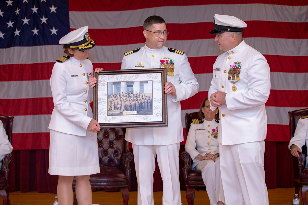 Naval Medical Center Portsmouth Transfers Leadership