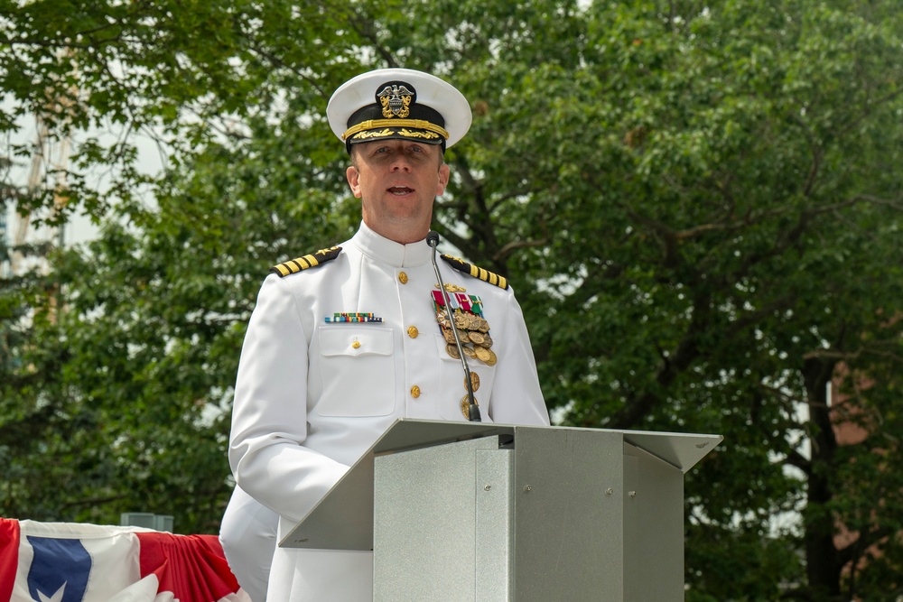 USS Cheyenne (SSN 773) Holds Change of Command