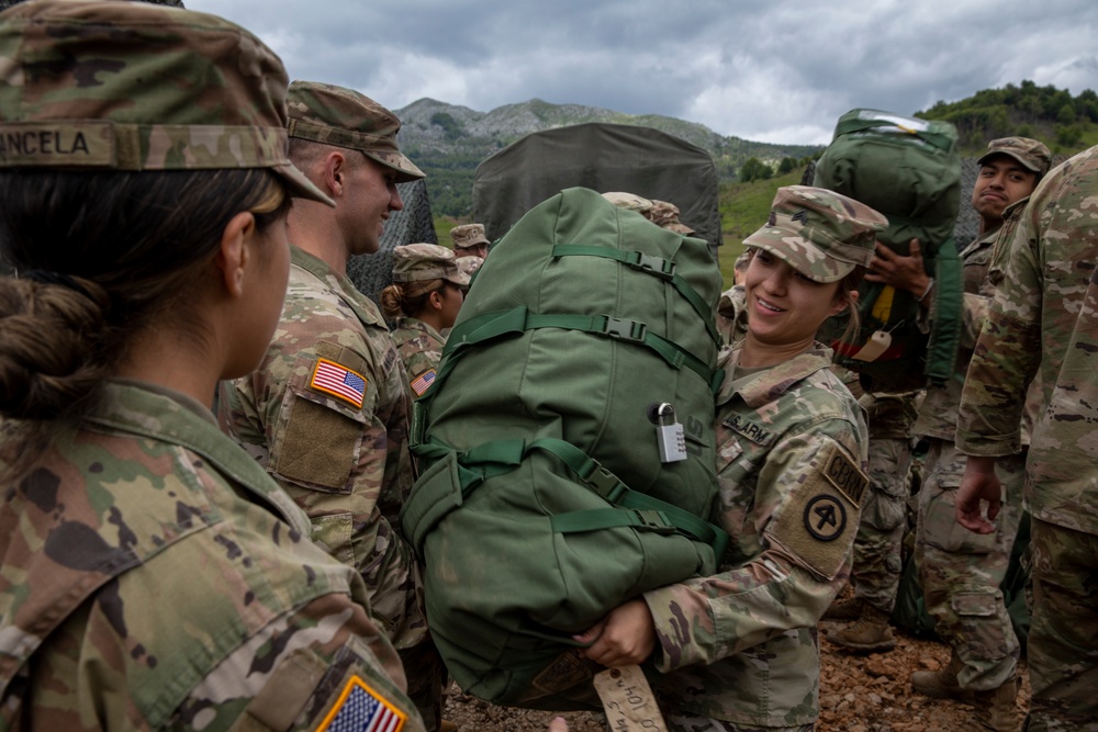 Defender 25' Defender 25'