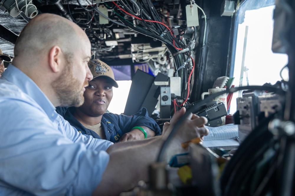 22nd MEU(SOC) | OSD CAPE and OUSD(P) Visits USS Iwo Jima