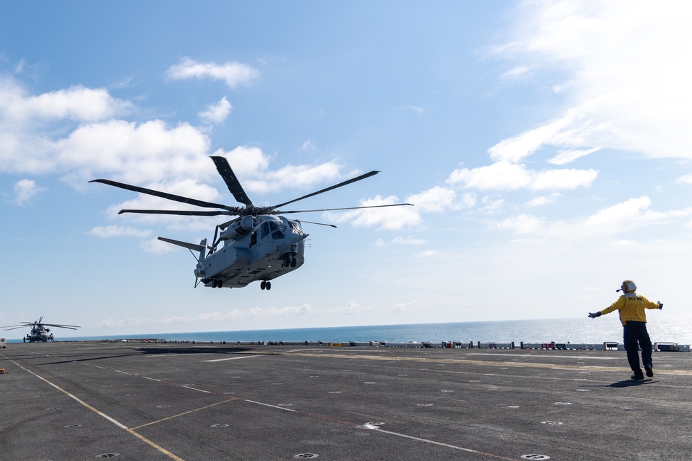 22nd MEU(SOC) | CH-53K Land on USS Iwo Jima During COMPTUEX