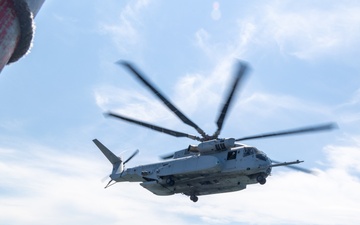 22nd MEU(SOC) | CH-53K Land on USS Iwo Jima During COMPTUEX