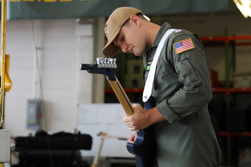 HSC-7 Holds Change of Command