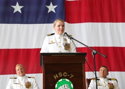 HSC-7 Holds Change of Command