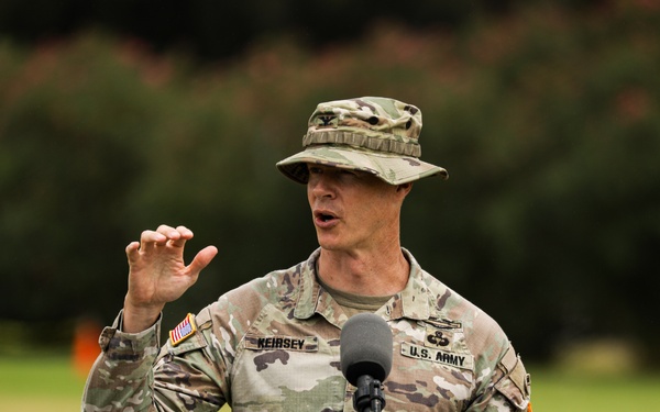 Tropic Lightning Honors Ceremony Welcomes New Senior Leaders at Schofield Barracks