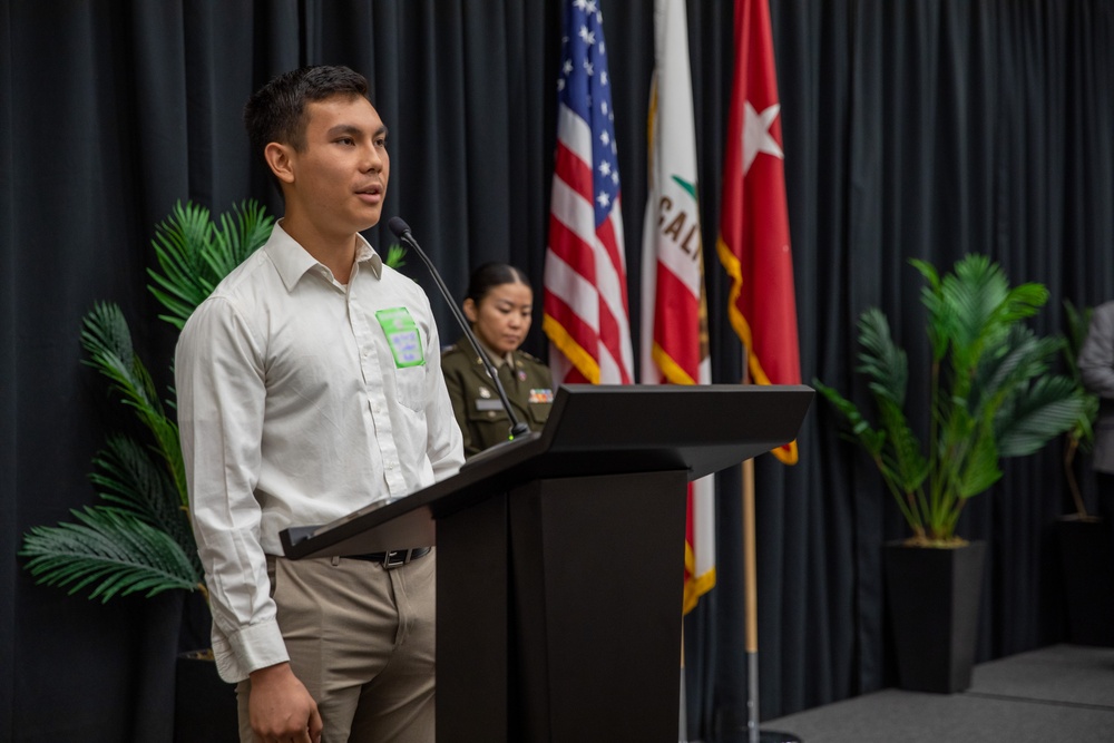 Future CalGuard Soldiers Earn Minuteman Scholarships