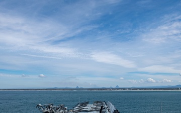 USS AMERICA (LHA 6) Arrives in Brisbane