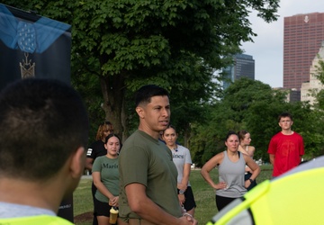 Marine Week Chicago 2025: DuSable Harbor Morning Physical Training