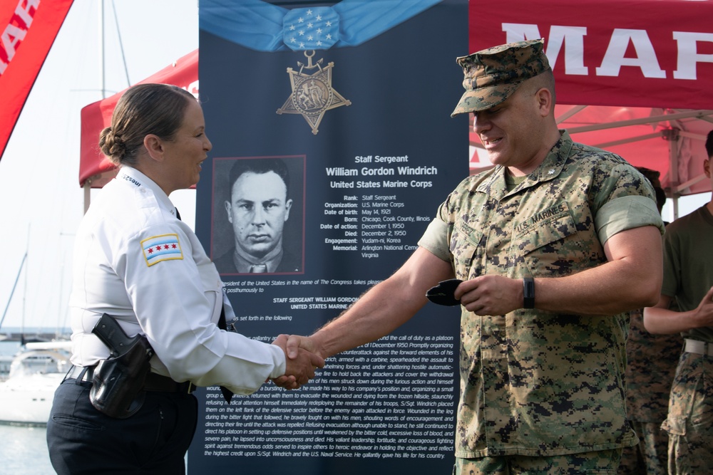 Marine Week Chicago 2025: DuSable Harbor Morning Physical Training