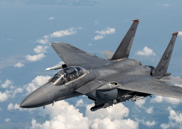 459ARW Refuels 4FW