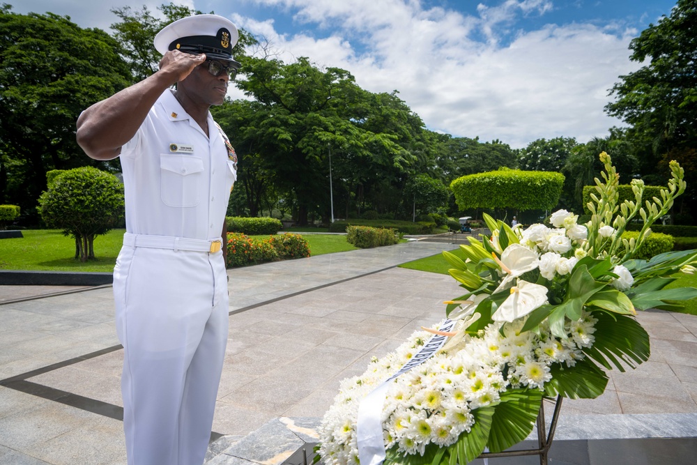 COMPACFLT Lays a Wreath at the Tomb of the Unknown Soldier in Manila, Philippines