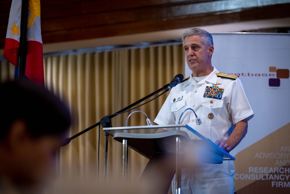 COMPACFLT Delivers Remarks at STRATBASE