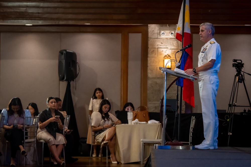 COMPACFLT Delivers Remarks at STRATBASE