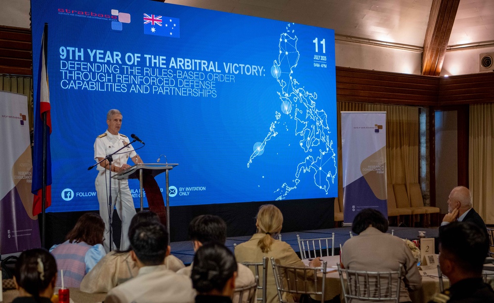 COMPACFLT Delivers Remarks at STRATBASE